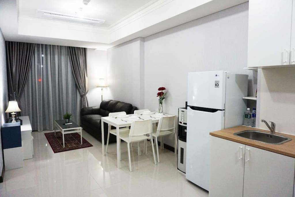 Luxury 2 Bedroom Condo At Casa Grande Residence - Kasablanka Mall Jakarta Ngoại thất bức ảnh
